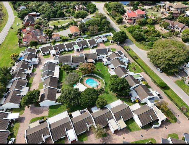 2 BEDROOM TOWNHOUSE FOR SALE IN PARADISE BEACH